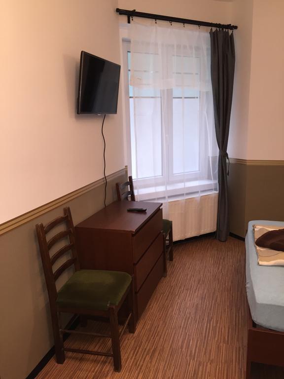 Elvis Guesthouse Budapest Exterior photo